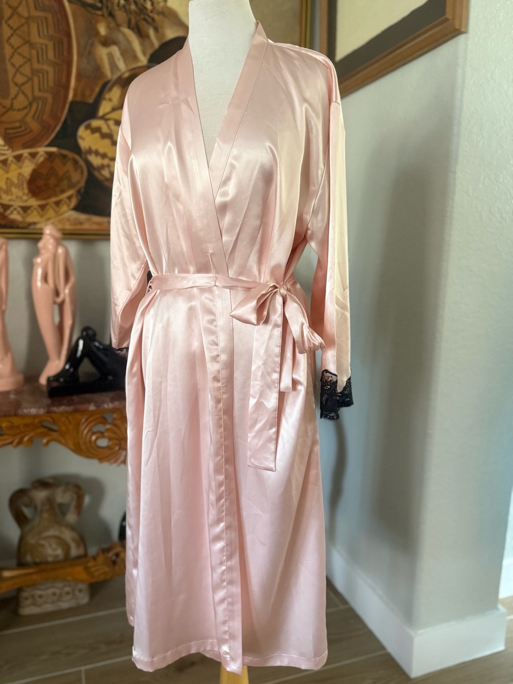 Oscar de la Renta Blush Pink Satin Robe with Black Lace Cuffs